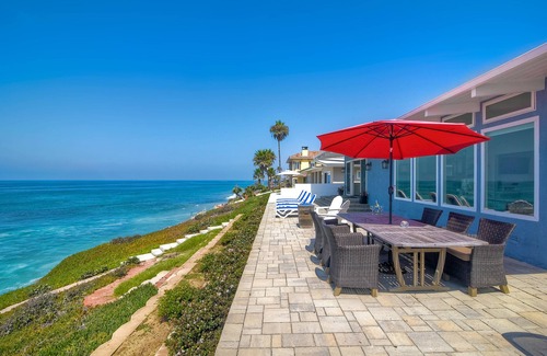 Carlsbad House | Oceanfront | Private Beach Access | BBQ | Sonos