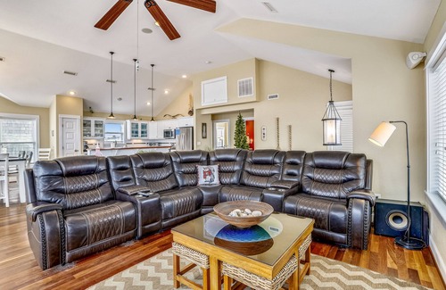 Colington House | Oceanfront, Private Pool, Hot Tub, Pool table, Theatre Room, Elevator!