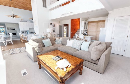 Whalehead Beach House | OCEANFRONT, Private Pool, Ocean Views, Beach Walkway, Hot Tub, WL1035, PiraSea