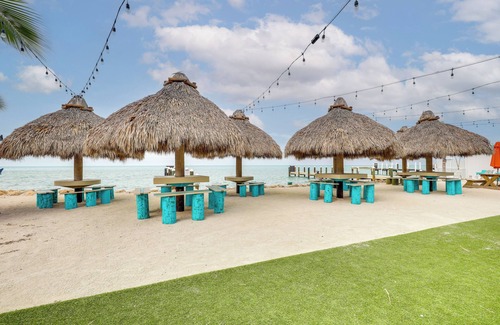 Florida Keys Apartment | Oceanfront Resort Studio w/Pool on Long Key!