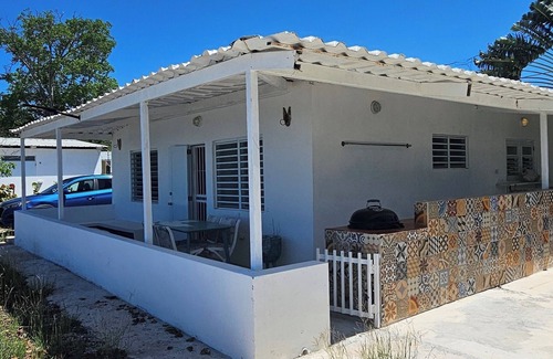 Descalabrado House | Oceanfront Retreat with Private Pool & Garden
