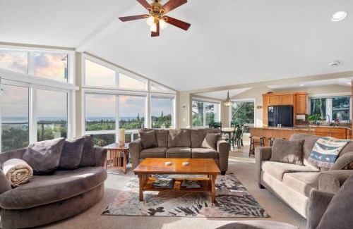 Rockaway Beach House | Oceanfront Retreat