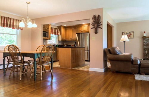 Glen Cove House | Oceanfront -Samoset Road, Rockland ME (Across from the Samoset Resort)