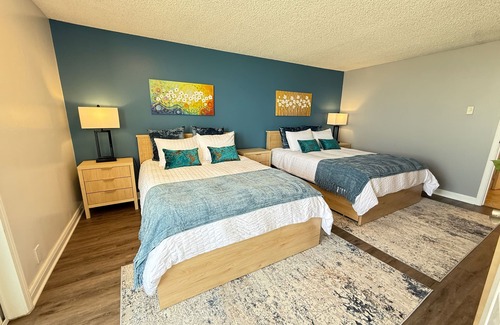 Hermosa Beach Hotel | Oceanfront Sanctuary 1 BR w/Beach Access