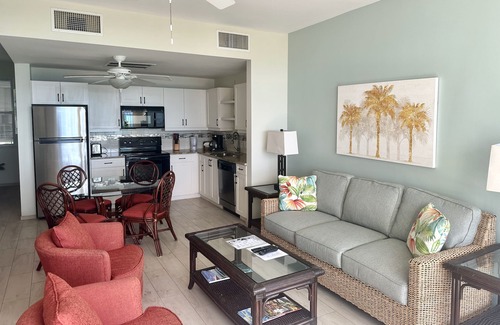 The Bight Condo | Oceanfront second floor directly on Grace Bay Beach