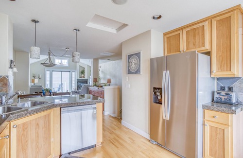 Rockaway Beach House | Oceanfront Sports Multiple Balconies, Bonus Room, King Suite!