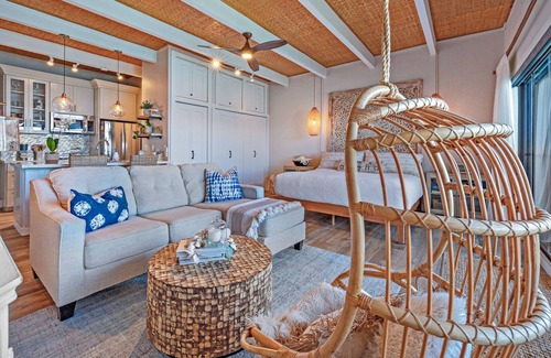 Kahana Condo | Oceanfront Studio-Breathtaking Views-Pohailani 303-5 Stars-Rest and Recharge