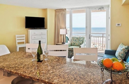 Ormond Beach Hotel | Oceanfront Studio w/Balcony – Perfect Ormond Beach Retreat by the Water