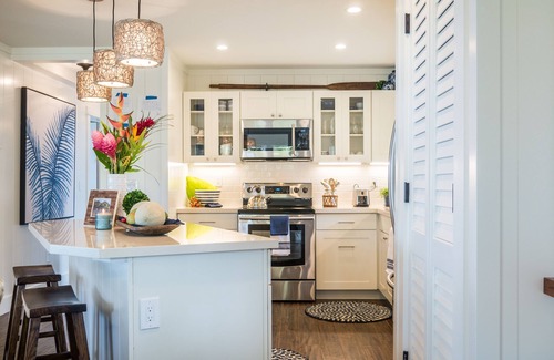Princeville Condo | Oceanfront, Stunning Designer Masterpiece now Includes A/C