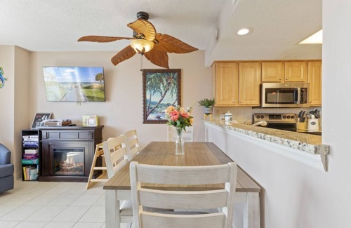 Myrtle Beach Condo | Oceanfront Sunny Condo w Pool in Atlantica Towers