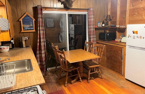 Milbridge Cottage | Oceanfront Sunset View Cottage w/Fire Pit - Near Acadia & Bar Harbor