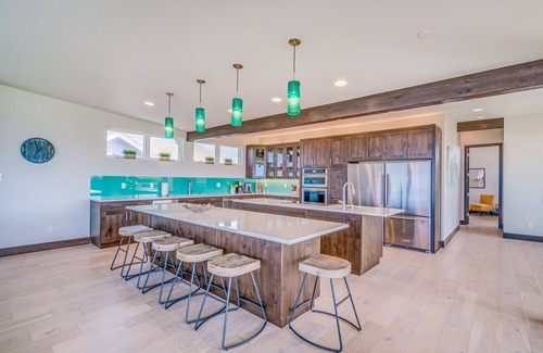 Manzanita House | Oceanfront - The Manzanita Pool House