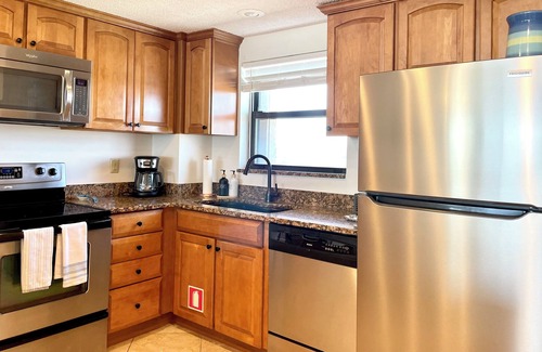 Fernandina Beach Condo | Oceanfront, Top Corner Unit with Fishing Pier & Pool at Amelia By The Sea