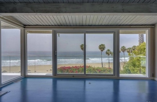 Rancho Palos Verdes House | Oceanfront beach house in private gated community
