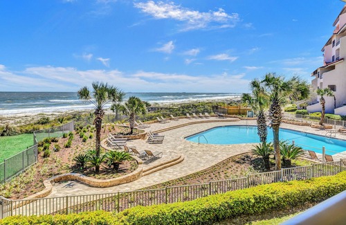 Fernandina Beach Condo | Oceanfront Views at Sea View on AIP Resort