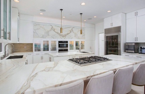 Malibu Villa | Oceanfront Villa - Private Beach/Sauna/Jacuzzi