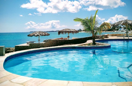Pelican Key Villa | Oceanfront villa with breathtaking views–2BR/2BA in Pelican Key, Simpson Bay