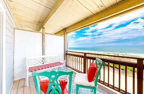 Midtown Ocean City House | Oceanfront with Direct Beach Access