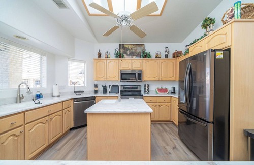 Moovalya Keys House | Oceans 11 Summary: *