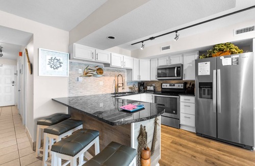 Cherry Grove Beach Condo | Oceans 415, Spacious 1 BR Ocean Front Condo with an Outdoor Swimming Pool