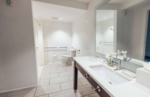 Key West Hotel | Oceans Edge Key West Resort, Hotel & Marina