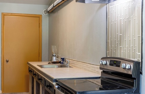 Aberdeen Hotel | Oceans Inn & Suites