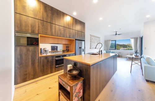 Tutukaka Cottage | Oceans Penthouse - Tutukaka Luxury Apartment