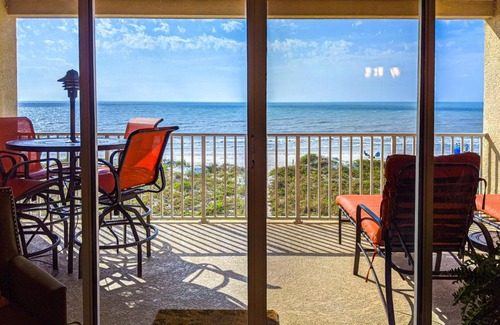 Independence Square Apartment | Oceanside 305