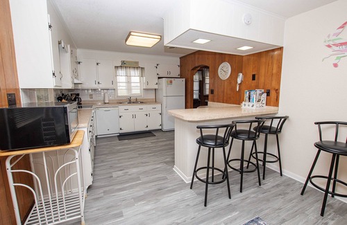South Nags Head House | Oceanside, 400 ft to Beach access, screened porch, SNH416, Ocean Adventure