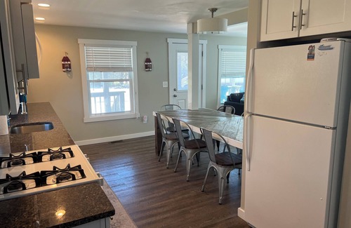 Barnegat Light House | Oceanside Barnegat Light Beach House 3Br/1Ba. Walk to Beach. Downstairsn