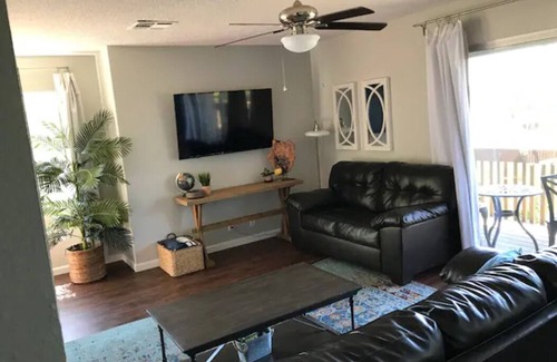 Ivey Ranch - Rancho Del Oro Condo | Oceanside beach vacation