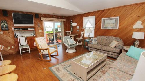 South Nags Head House | Oceanside, Close to beach, Sunroom, Carport, SNH351, Sea Sharp