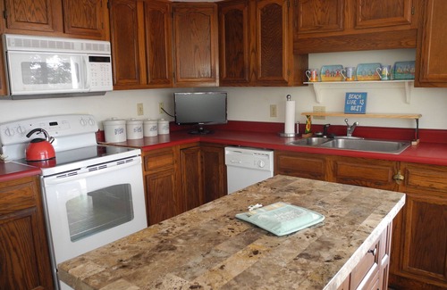 Falmouth Foreside Cottage | Oceanside Cottage On A Beautiful Private Beach - Enjoy Your Maine Vacation!