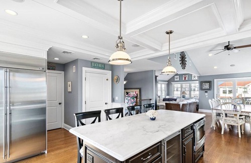 North Beach Haven House | Oceanside fully remodeled home with new furniture. Only 4 houses to the beach!