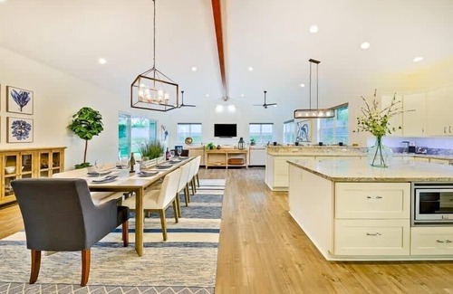 Fire Mountain House | Oceanside Oasis: Fire Mountain Retreat