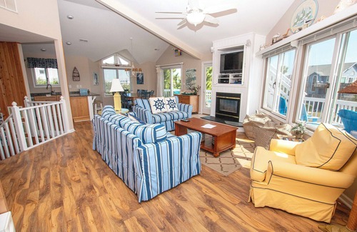 Carolina Dunes House | Oceanside, Private Pool, Hot Tub, Community Pool, CD7, Sandfiddler Lodge
