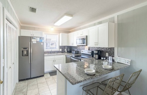 Ocean Sands Condo | Oceanside Top Level Condo w/Pool Views in Corolla