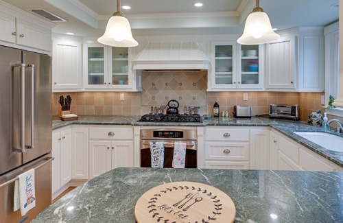 South Oceanside Condo | Oceanside Vacation Rental w/ Community Pool & Spa!