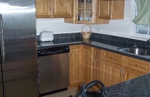 Nassau House | OCEANSPRAY BEACH HOUSE! (w/Large Saltwater Pool) IN THE HEART OF THE BAHAMAS.
