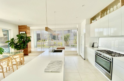 Sapphire Beach House | Oceanstay Sapphire Slice
