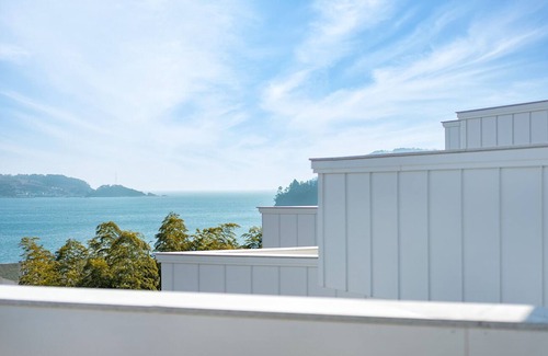 Geoje Apartment | Oceanterra