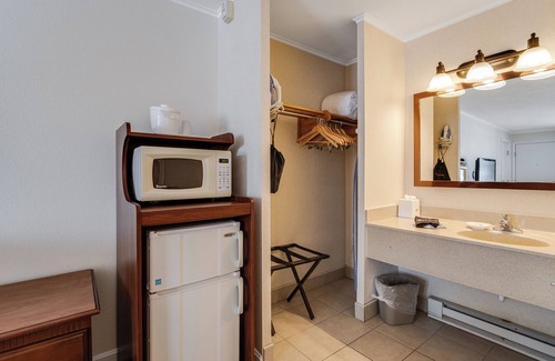 South Rehoboth Hotel | Oceanus Motel