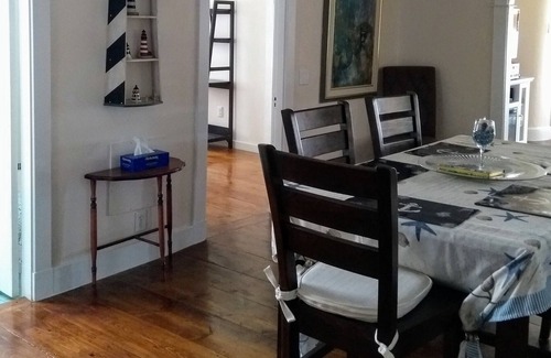 Meteghan House | Oceanview, 1-2 Bedroom 1 Bath Oceanview Home