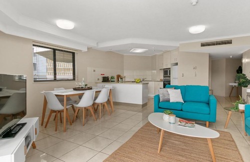 Cairns North Apartment | Oceanview 19 at 181 The Esplanade