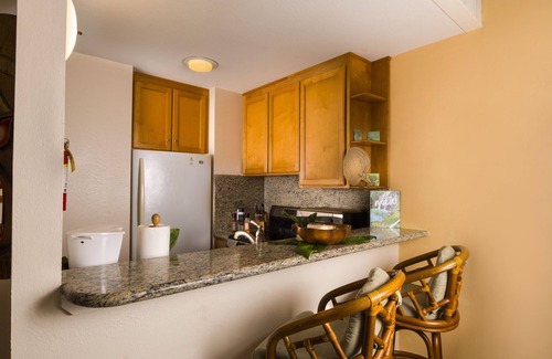 Hana Apartment | Oceanview #205 at Hana Kai Maui - 1 Bedroom Upper Floor - Amazing View!