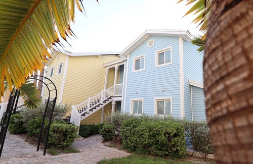 Alice Town Apartment | Oceanview Bimini Beach Bungalow