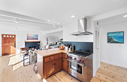 South Laguna House | Oceanview Cottage Steps from Iconic Thousand Steps Beach