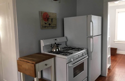 El Porto Apartment | Oceanview House in Manhattan Beach Just 3 Doors to the Beach!