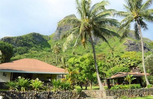 Ka'a'awa House | Oceanview Ko'olau Plantation Estate - Paradise!