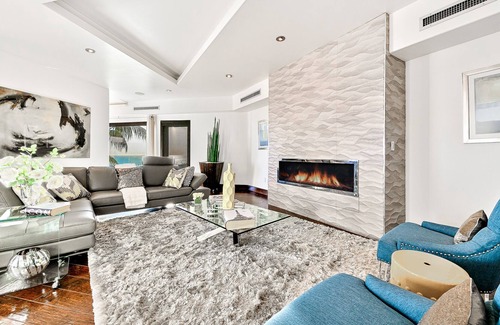 La Jolla Mesa House | Oceanview luxury home - heated pool & hot tub - gourmet & outdoor kitchens